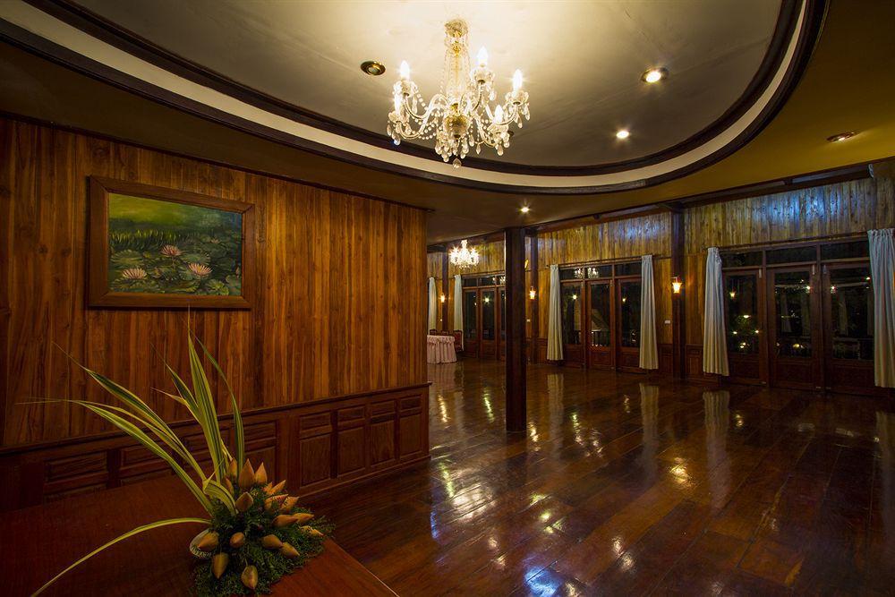לואנג פרבאנג Chanthavinh Resort & Spa מראה חיצוני תמונה