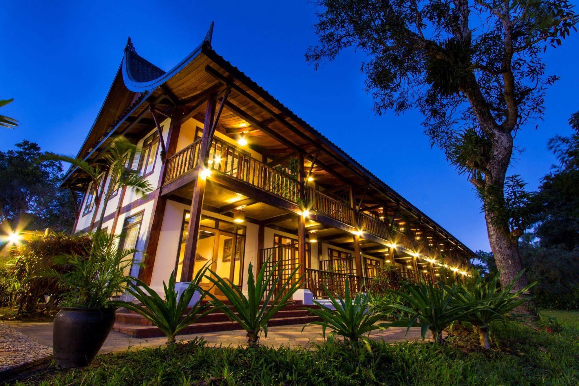 לואנג פרבאנג Chanthavinh Resort & Spa מראה חיצוני תמונה